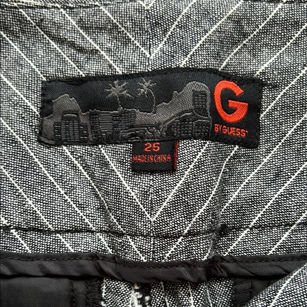 G by Guess Gray pinstriped shorts women’s size 25/0 linen and cotton blend - Picture 5 of 14